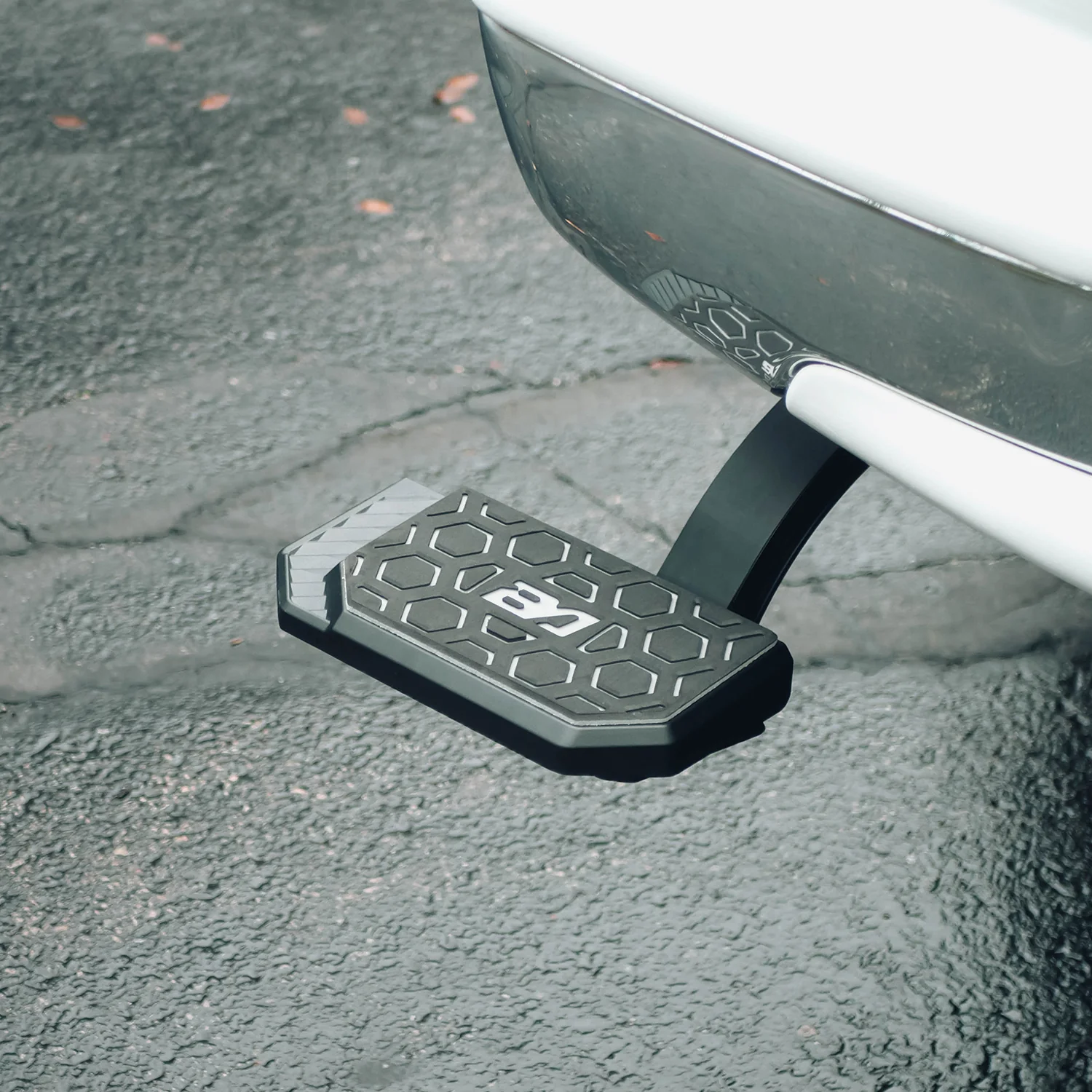 Silverado/Sierra 1500/2500/3500 (1999-2007) Retractable Bed Step - Image 6