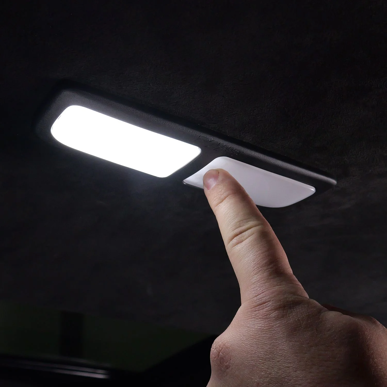 Rear Interior Dome Light | 2019–2026 Chevy Silverado & GMC Sierra - Image 9