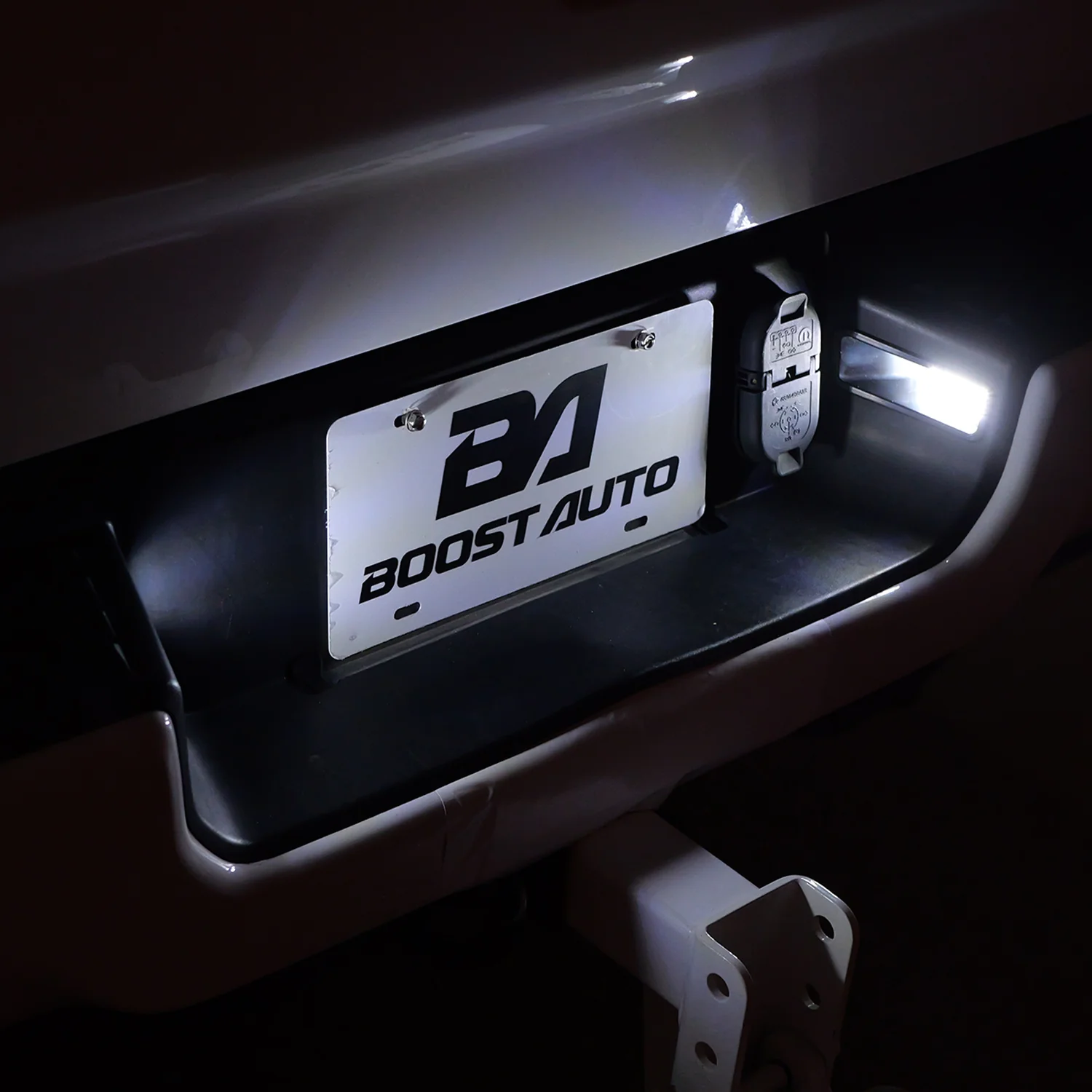 Dodge Ram 2500/3500 (2019-2025) LED License Plate Lights - Image 4