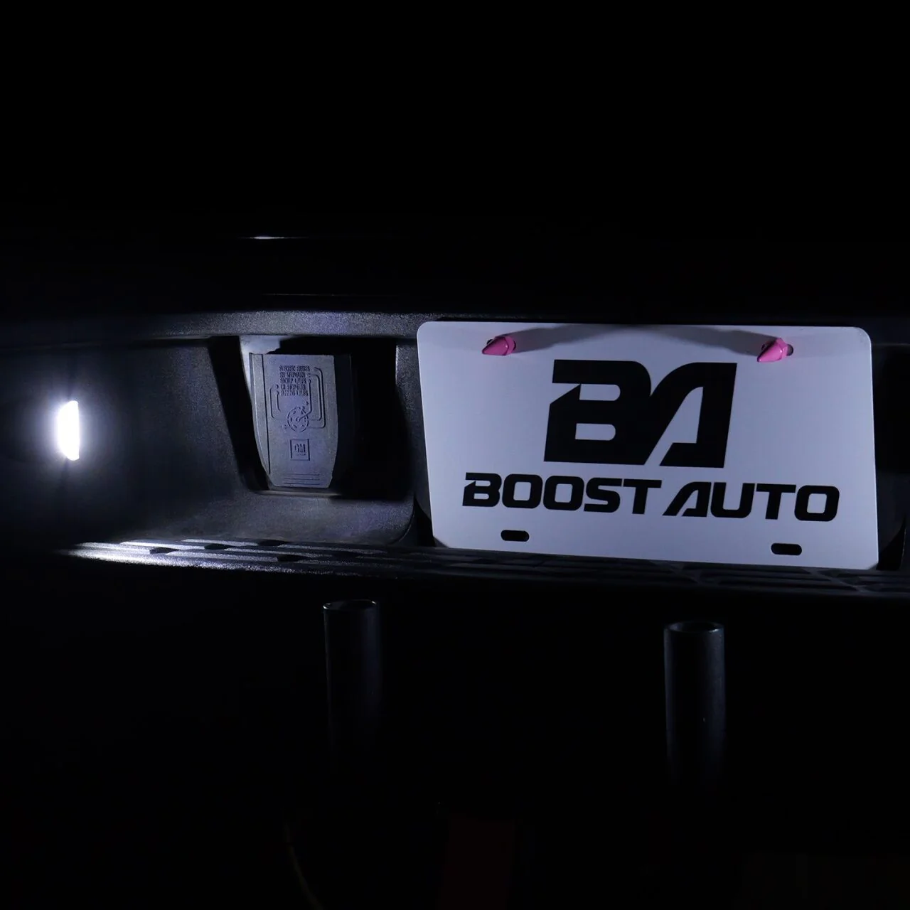 Chevy Silverado/GMC Sierra (1999-2007) LED License Plate Lights - Image 4