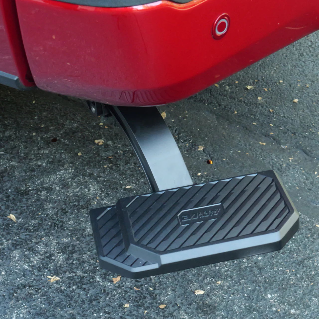 Ford F-150 (2021-2026) Retractable Bed Step - Image 3