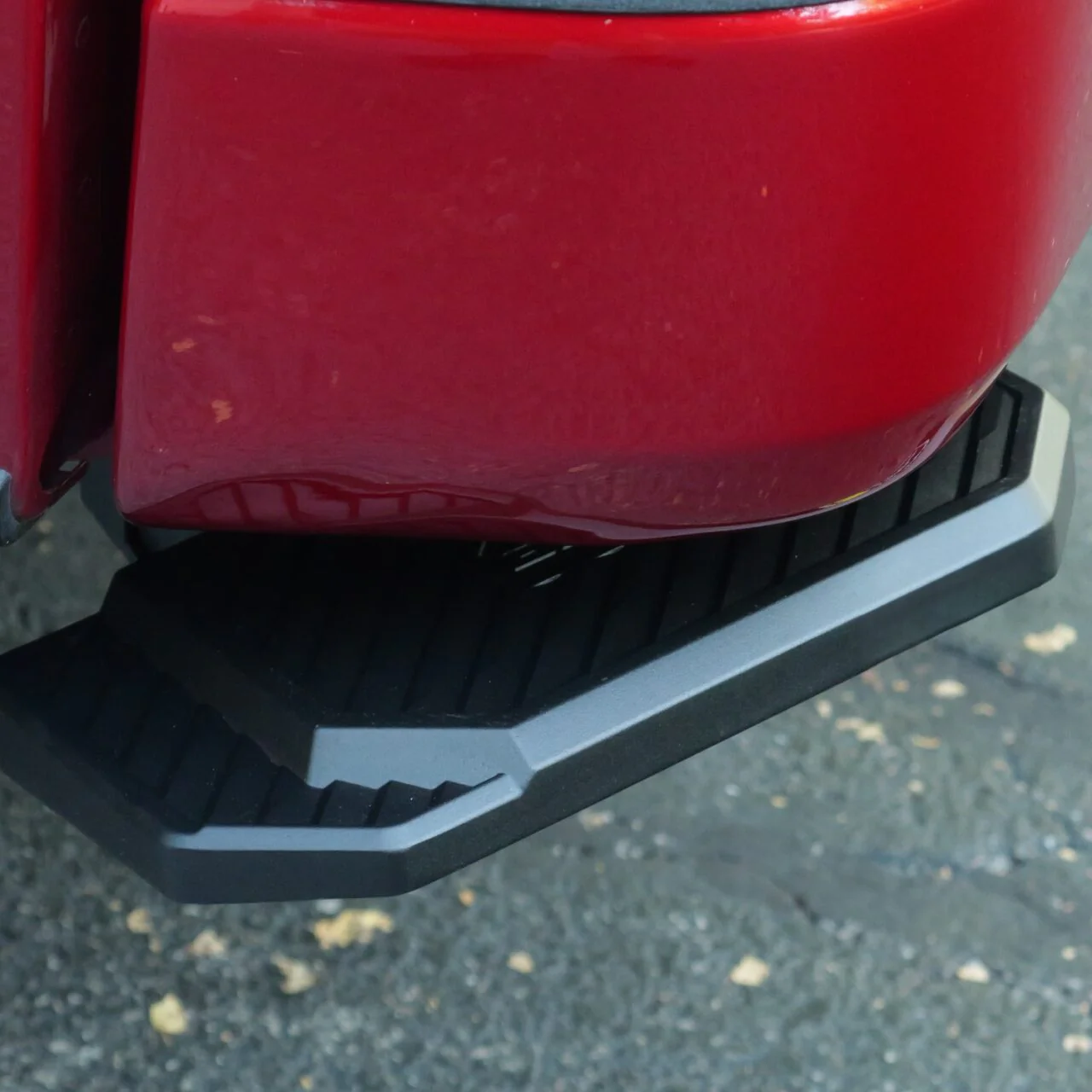 Ford F-150 (2021-2026) Retractable Bed Step - Image 4