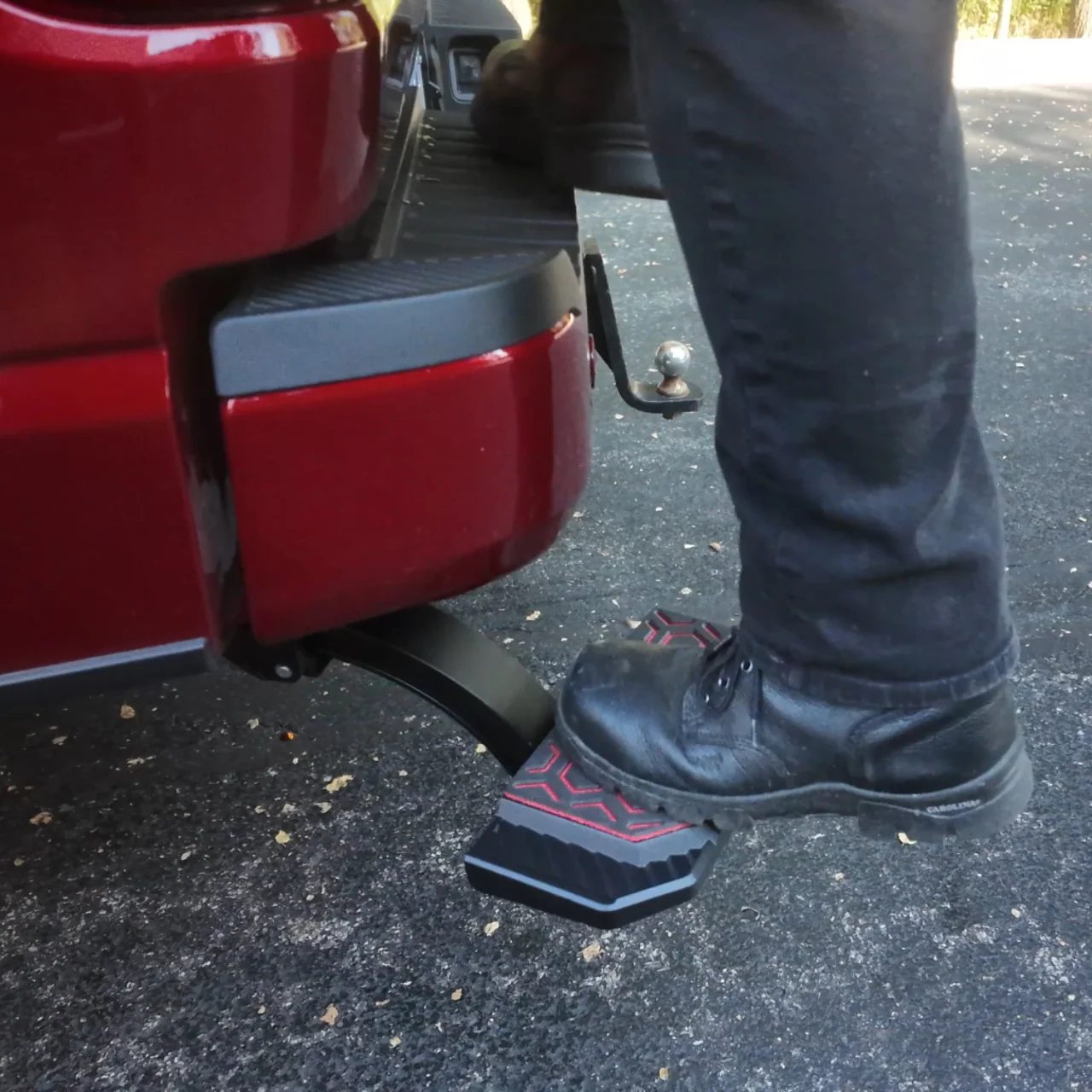 Ford F-150 (2021-2026) Retractable Bed Step - Image 7