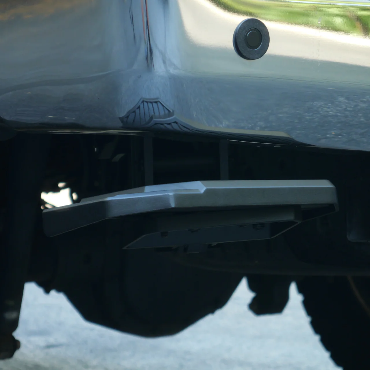 Ford Super Duty F-250/F-350 (2017-2022) Retractable Bed Step - Image 5