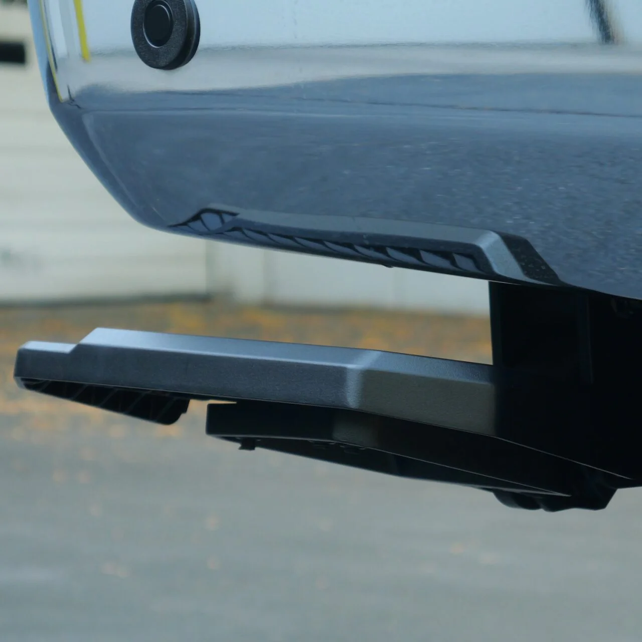 Ford Super Duty F-250/F-350 (2017-2022) Retractable Bed Step - Image 7