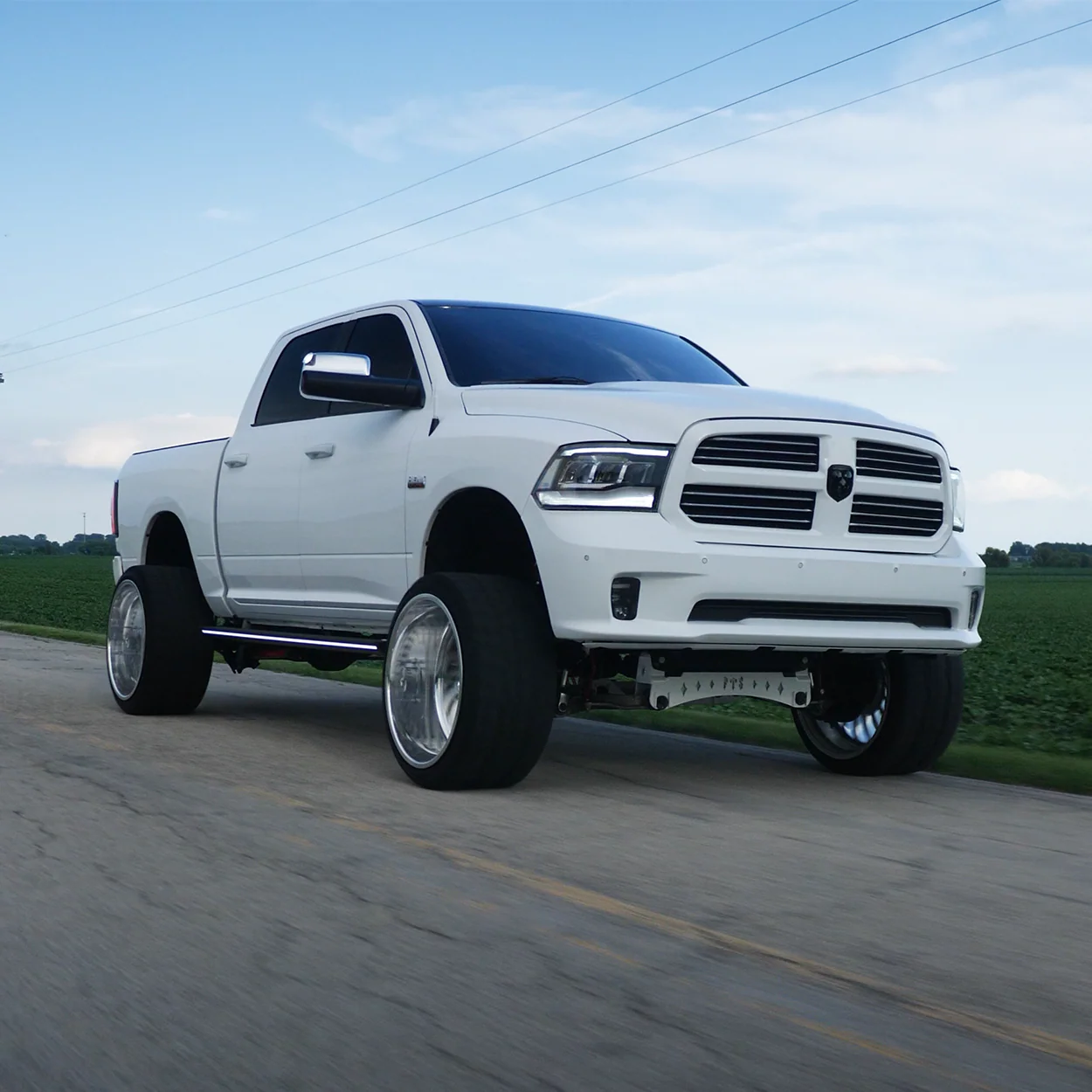 Lumastep M1 Light Up Running Boards | 2010-2018 Dodge Ram 2500/3500 - Image 12