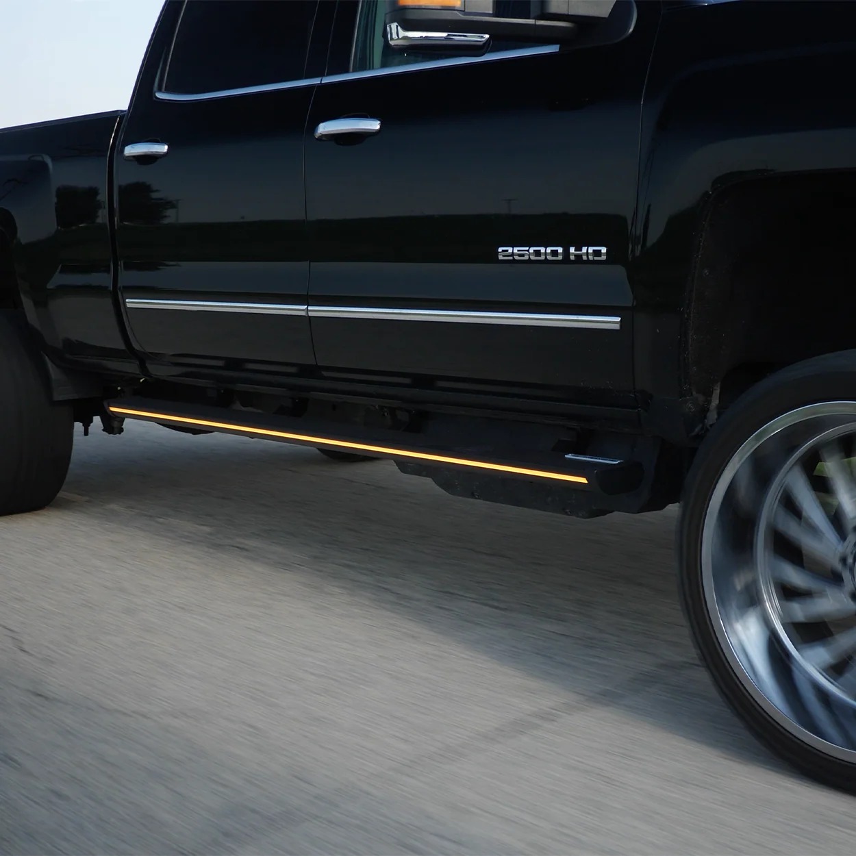 Lumastep M1 Light Up Running Boards | 2014-2019 Chevy Silverado & GMC Sierra - Image 13