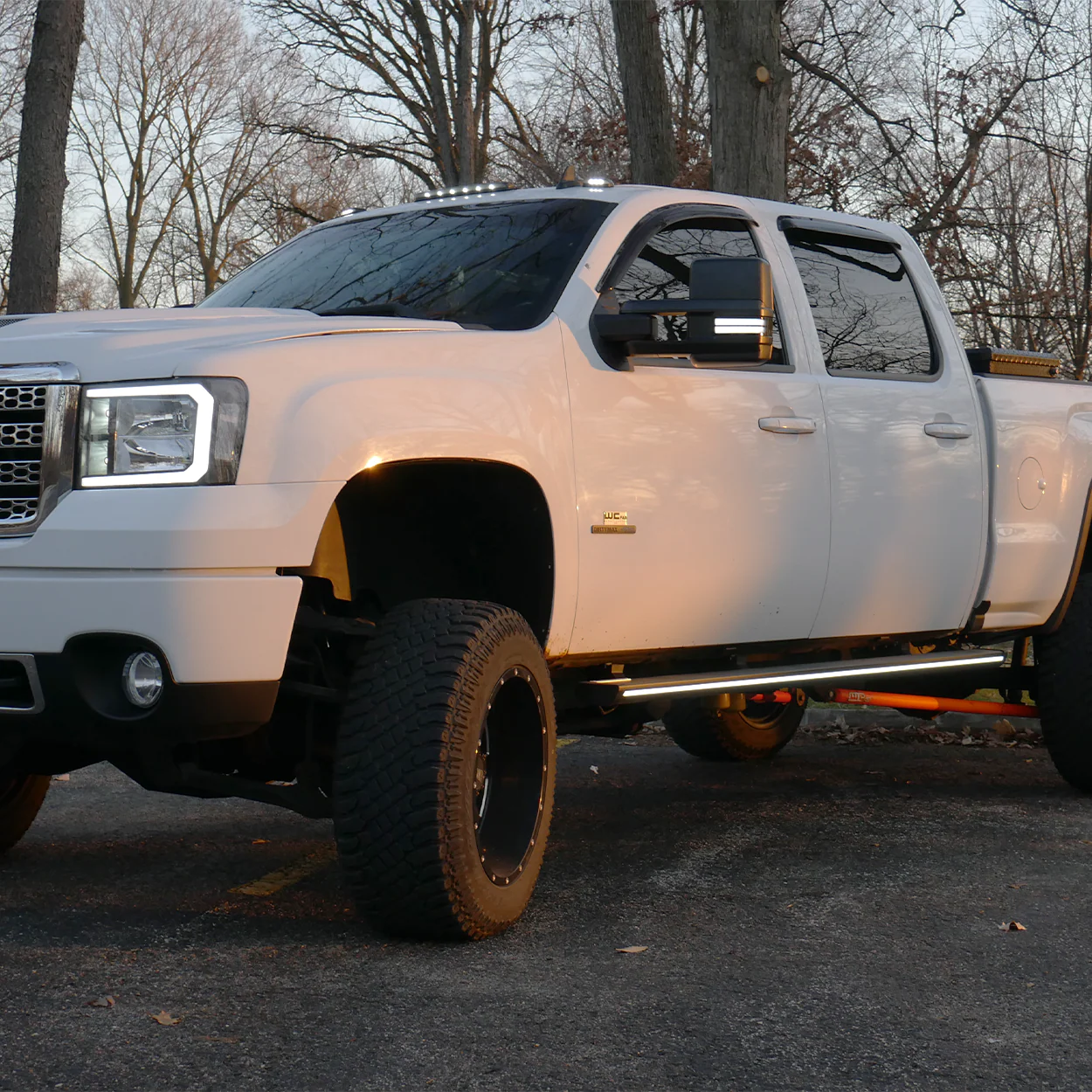 Lumastep M1 Light Up Running Boards | 2007.5-2014 Chevy Silverado & GMC Sierra - Image 10
