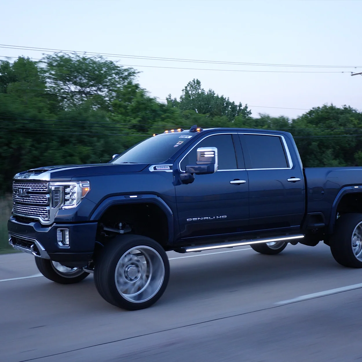 Lumastep M1 Light Up Running Boards | 2020-2026 Chevy Silverado & GMC Sierra 2500/3500 - Image 10