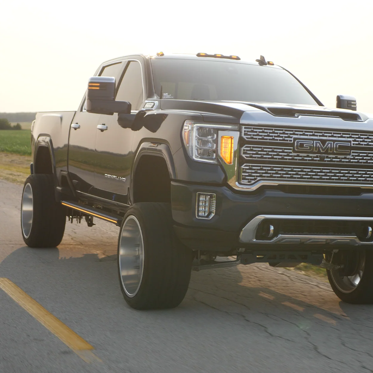 Lumastep M1 Light Up Running Boards | 2020-2026 Chevy Silverado & GMC Sierra 2500/3500 - Image 11