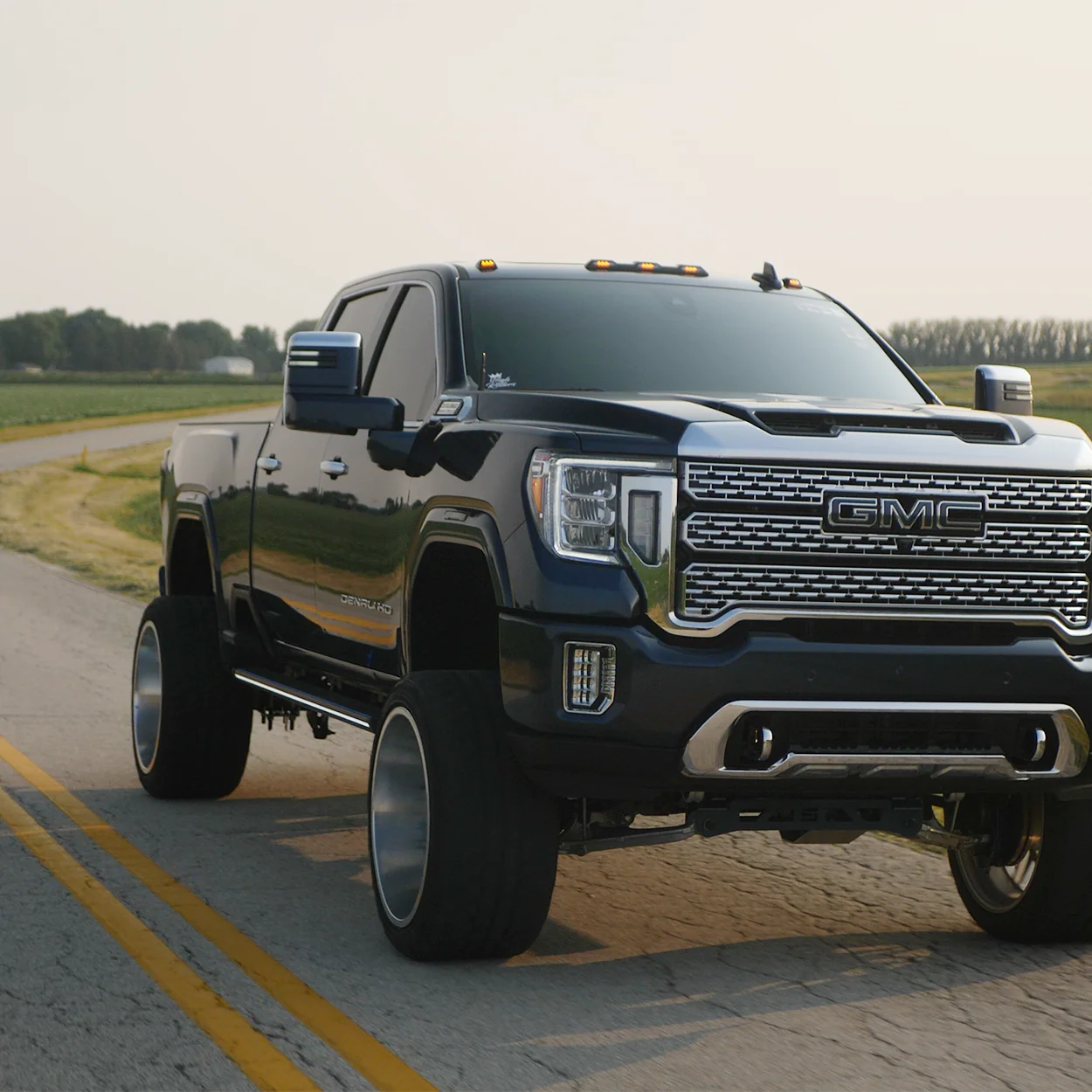 Lumastep M1 Light Up Running Boards | 2020-2026 Chevy Silverado & GMC Sierra 2500/3500 - Image 8