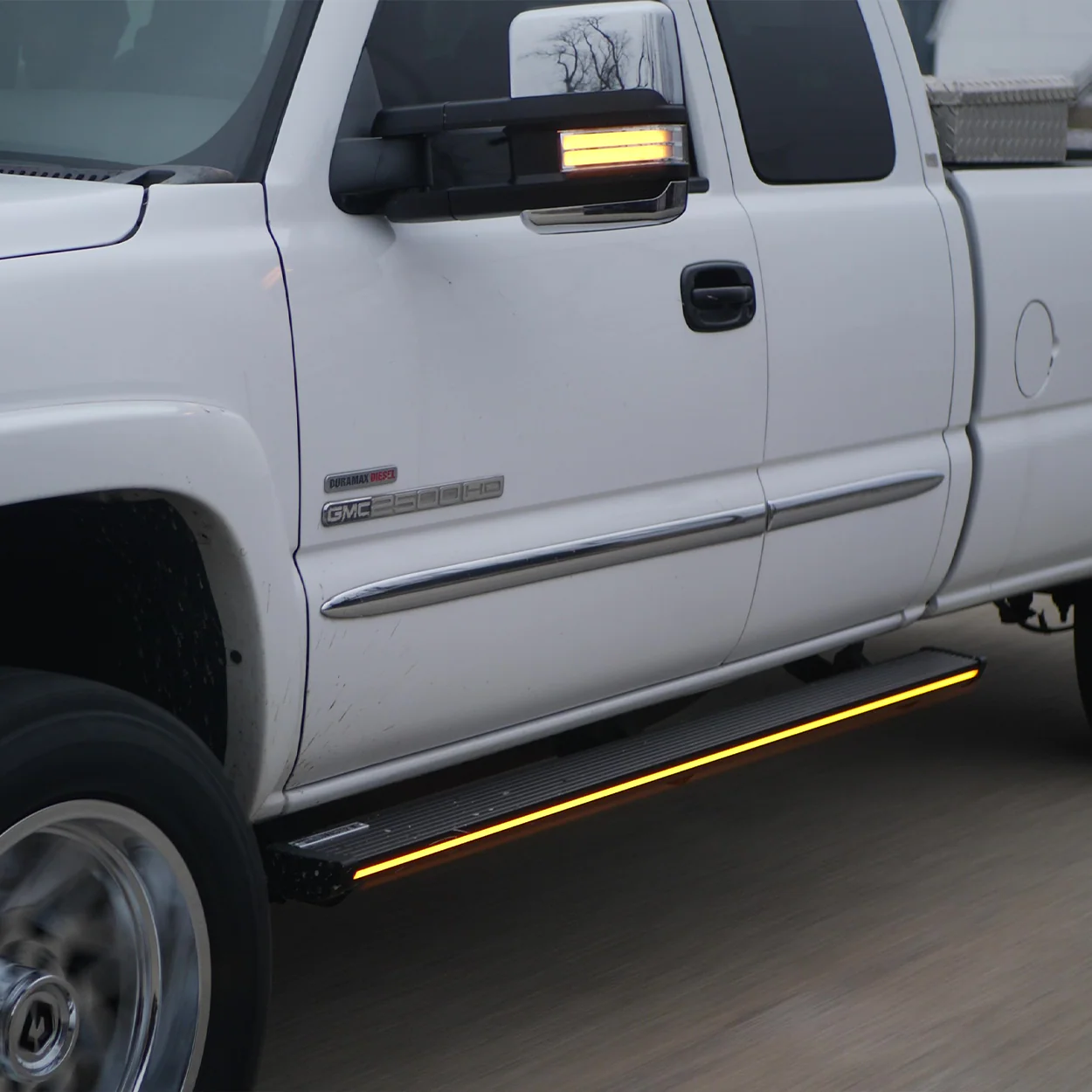 Lumastep M1 Light Up Running Boards | 1999-2007 Chevy Silverado & GMC Sierra - Image 12