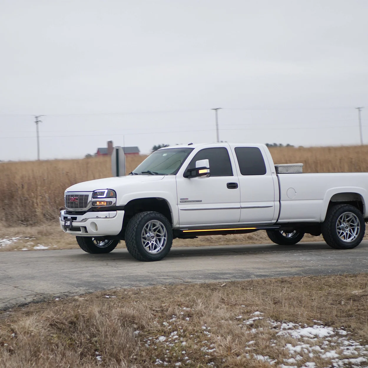 Lumastep M1 Light Up Running Boards | 1999-2007 Chevy Silverado & GMC Sierra - Image 13