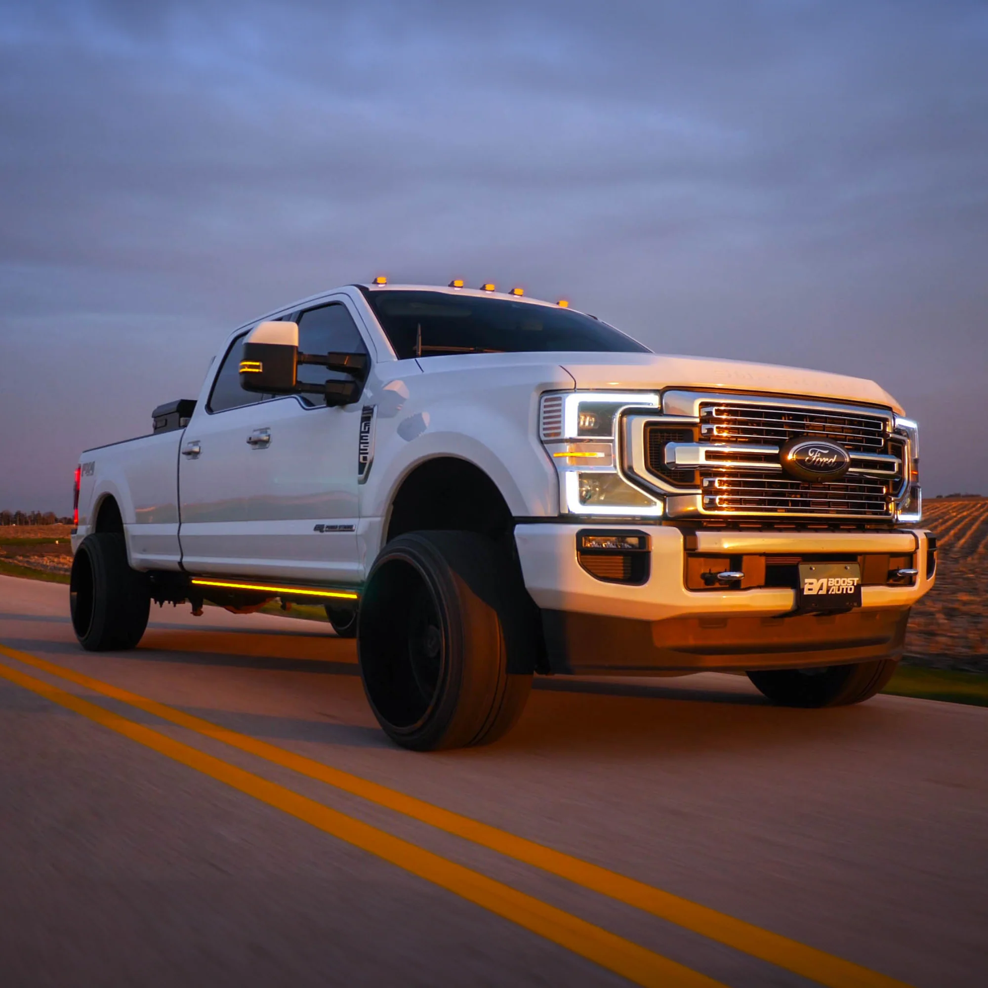 Lumastep M2 Powered Light Up Running Boards | 2017-2022 Ford F250/F350 Superduty - Image 8