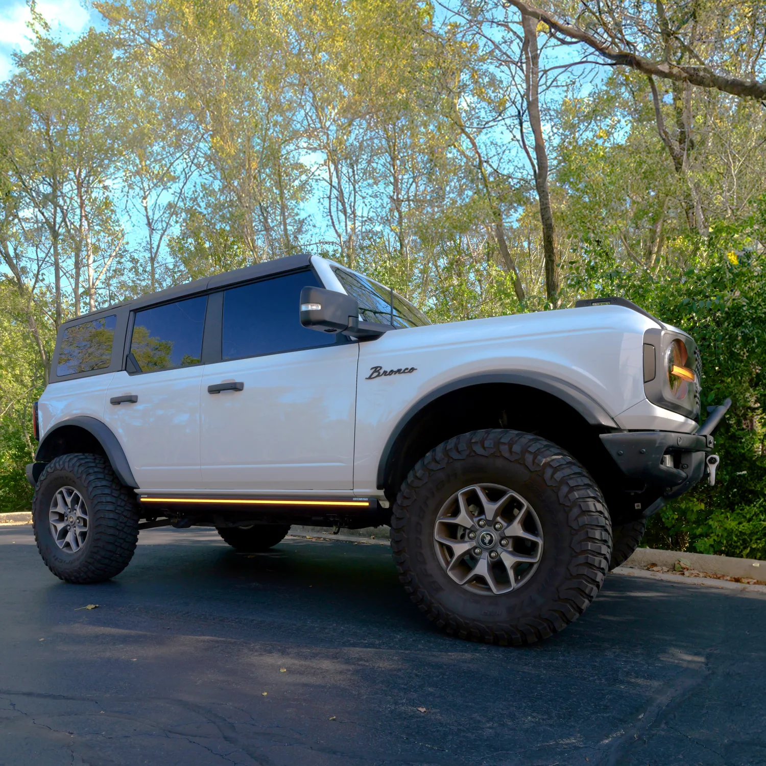 Lumastep M2 Powered Light Up Running Boards | 2021-2026 Ford Bronco - Image 7