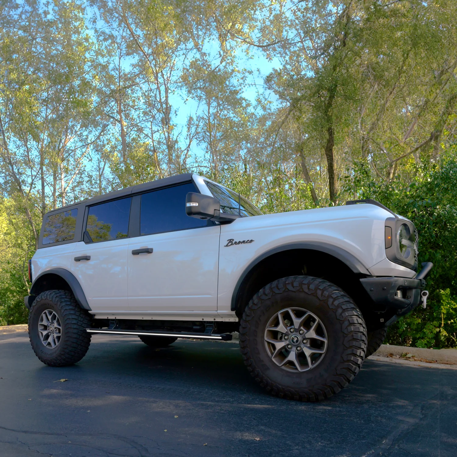 Lumastep M2 Powered Light Up Running Boards | 2021-2026 Ford Bronco - Image 8