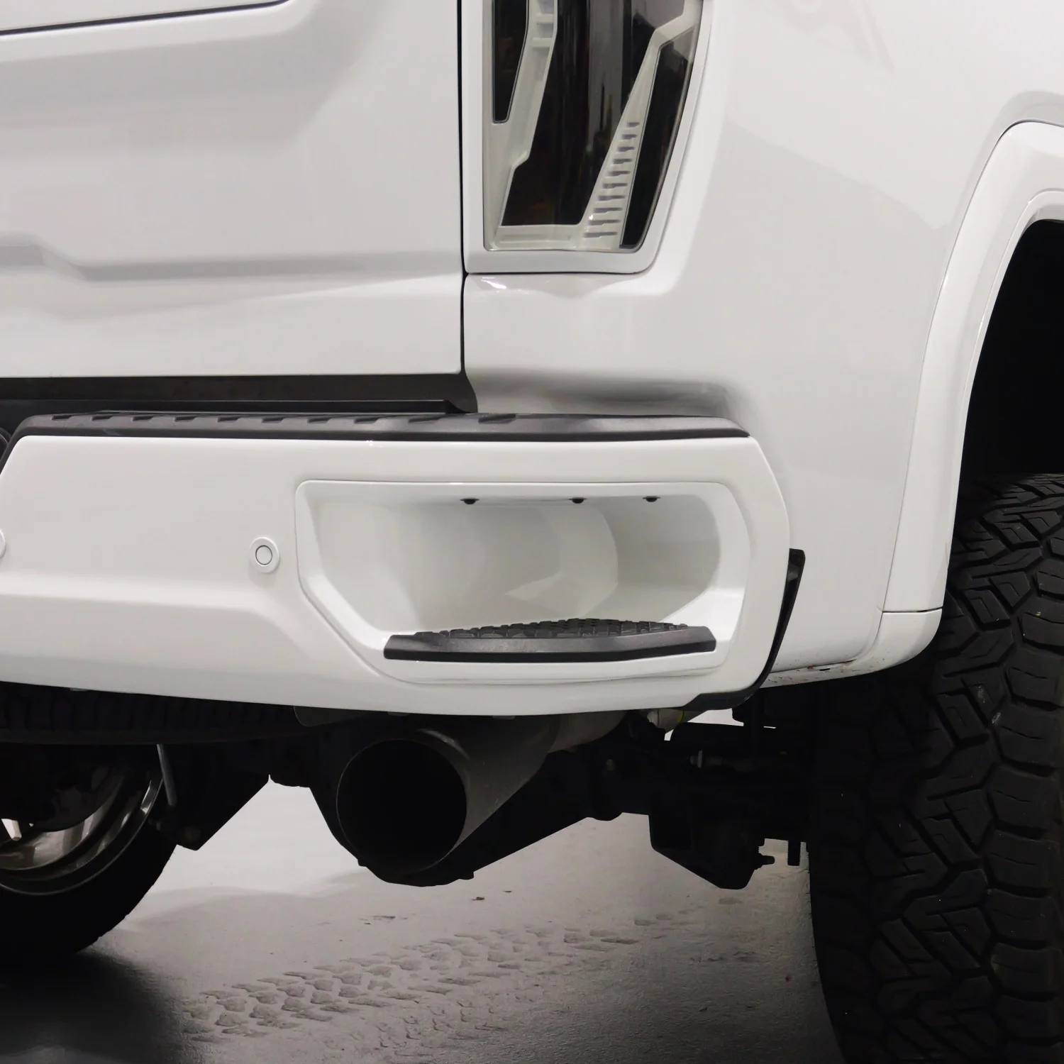Painted Rear Bumper Step Bezels | 2019-2026 Chevy Silverado & GMC Sierra 1500 - Image 7