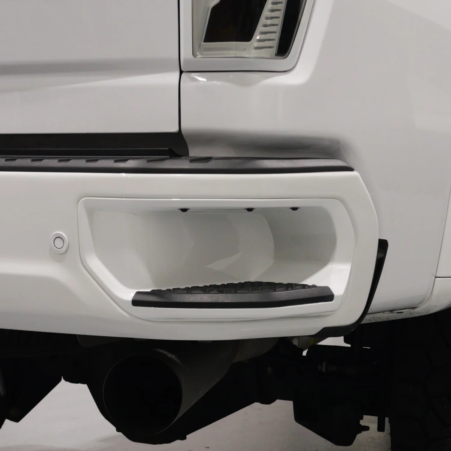 Painted Rear Bumper Step Bezels | 2019-2026 Chevy Silverado & GMC Sierra 1500 - Image 9